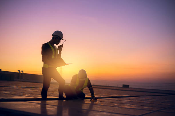 Best Roof Gutter Cleaning  in Woodburn, IN